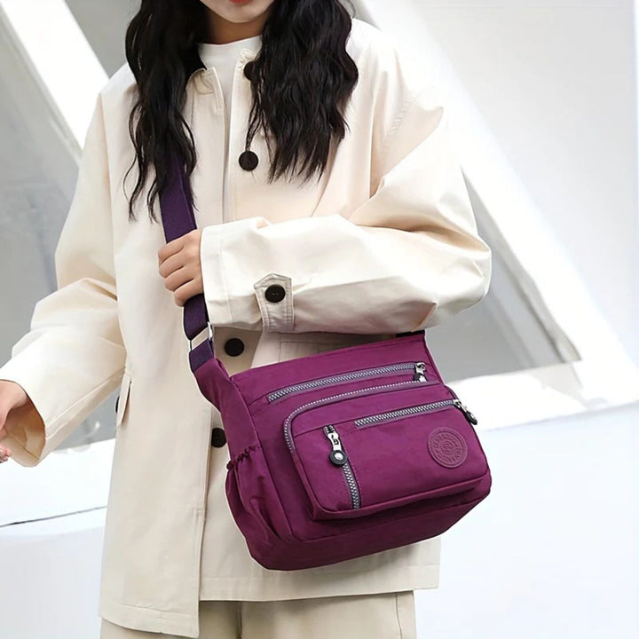 Jolie – Stylish shoulder bag