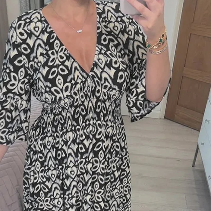 Tracie-Floral V-neck dress