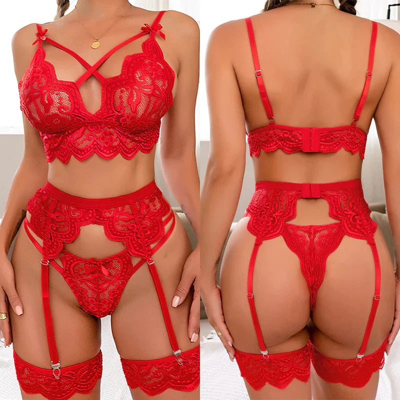 Scarlett – Lace Lingerie Set (3-Piece)