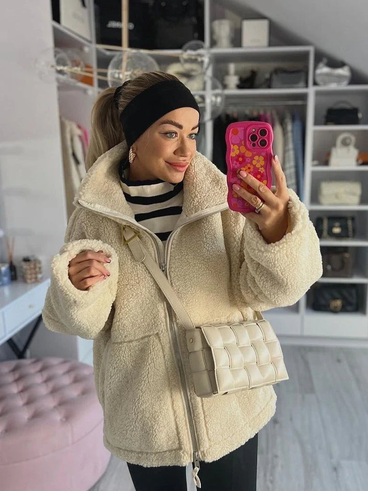 Keira – Soft teddy coat