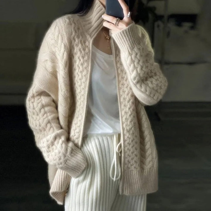 Cozy | Cable-Knit Cardigan