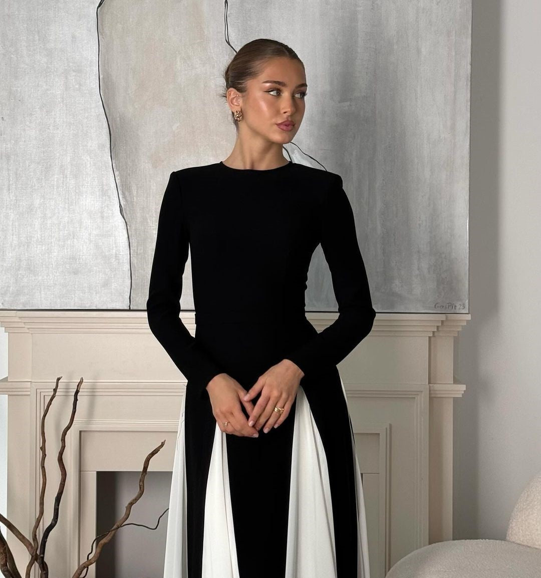 Aleesha Dress: Timelessly Chic