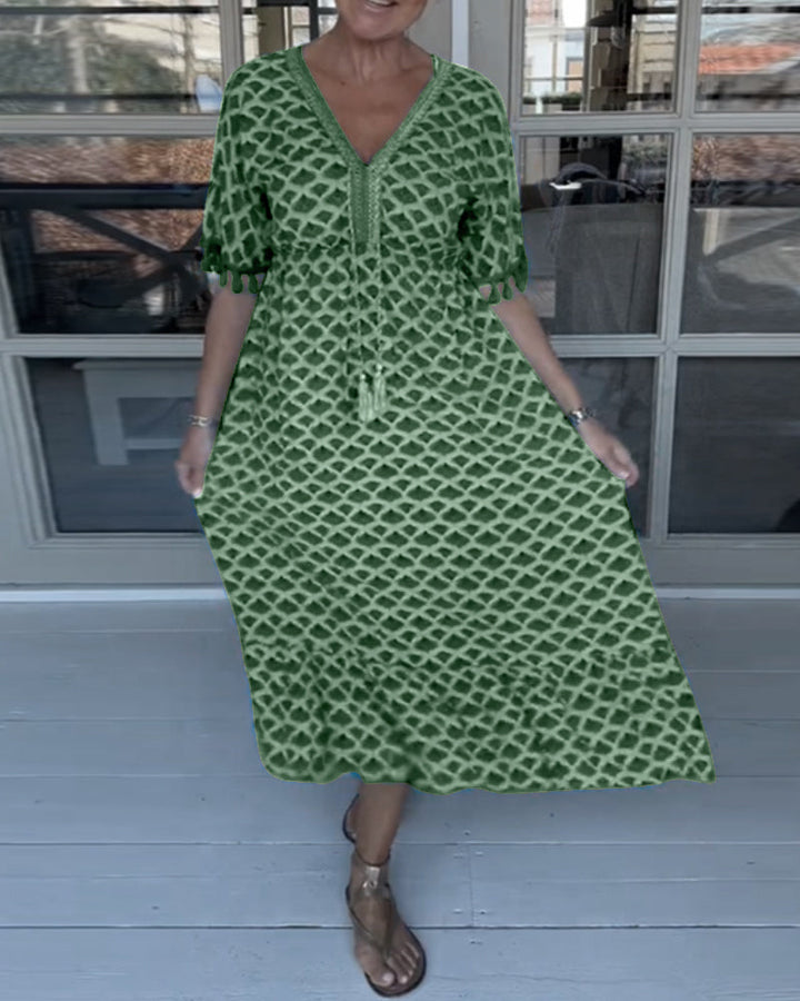 Melia | V-neck Casual Dress With Print