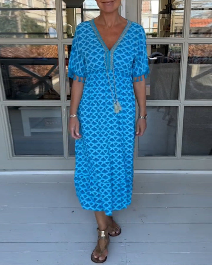 Melia | V-neck Casual Dress With Print