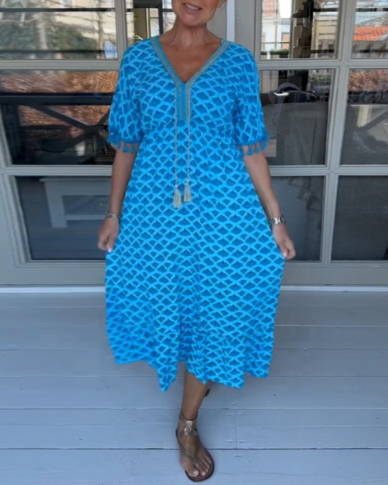 Melia | V-neck Casual Dress With Print