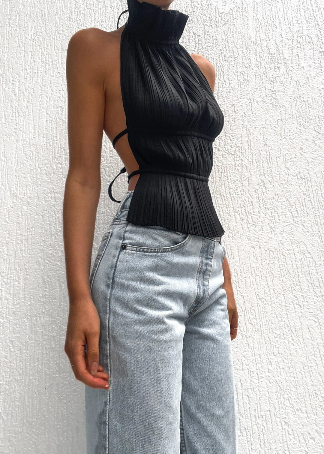 Lauren | Backless Pleated Top