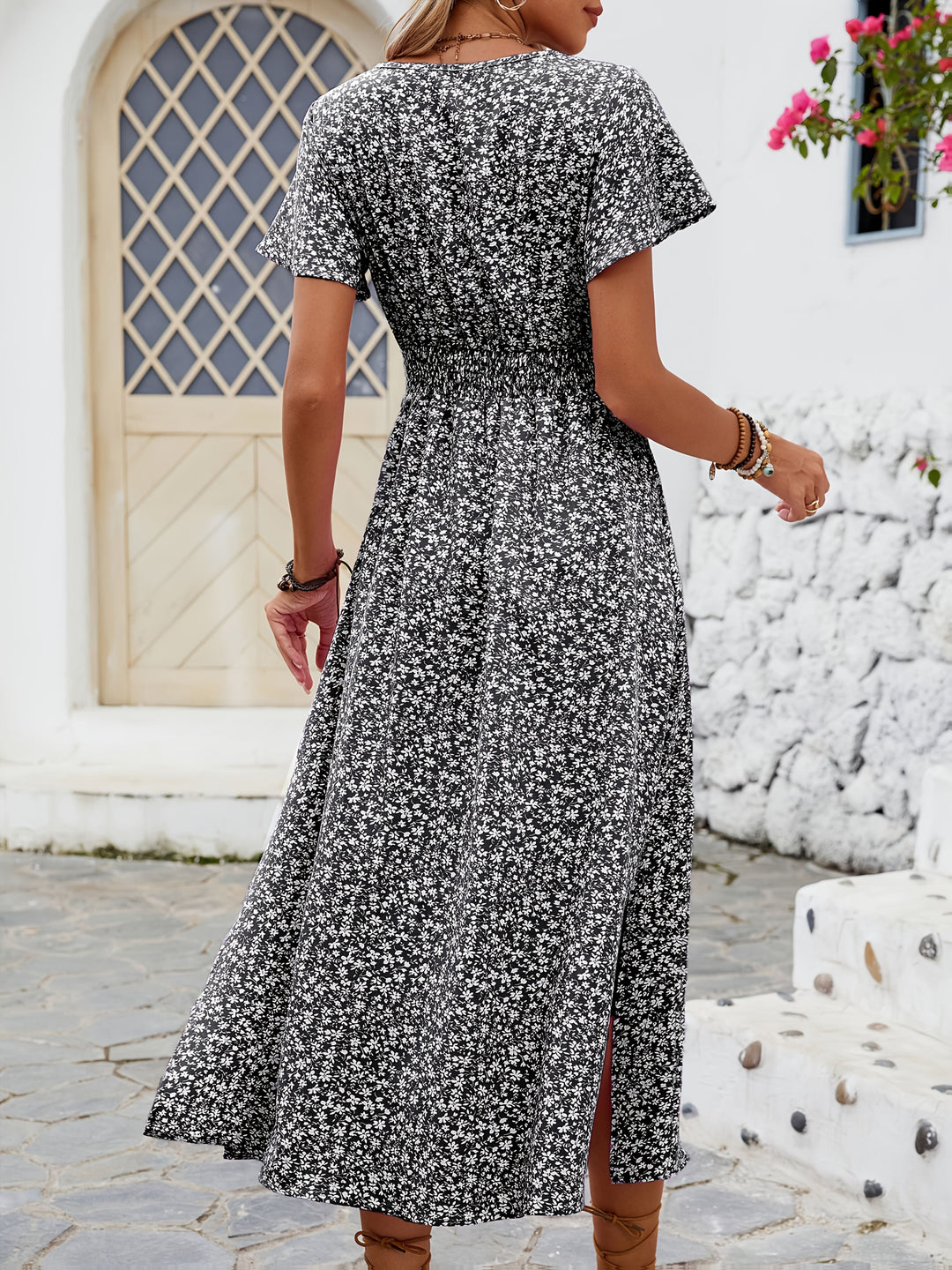 Amy-Floral Print V-Neck Maxi Dress